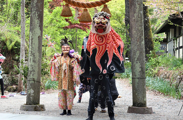 春の高山祭り「石動神社祭り」